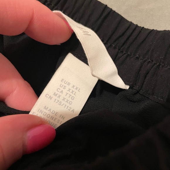 2 Midi Length skirts - Picture 3 of 4